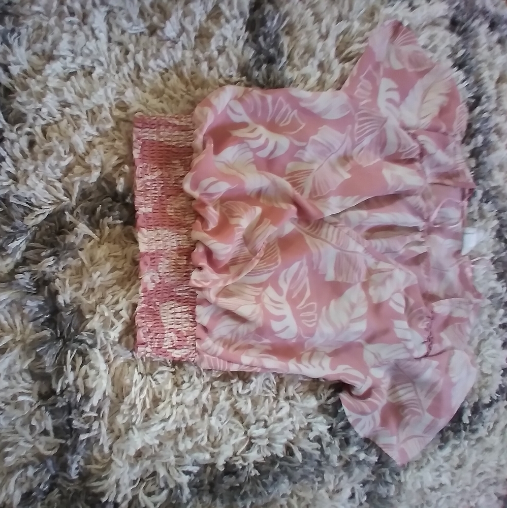 Pink crop top